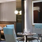 Maison Breguet Hotel