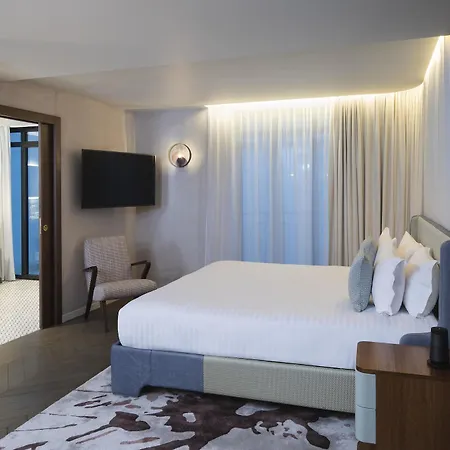 Maison Breguet Hotel