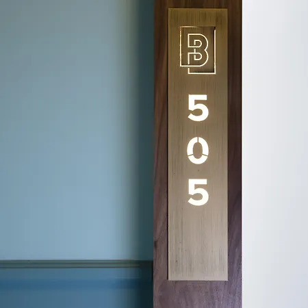 Hotel Maison Breguet 5*