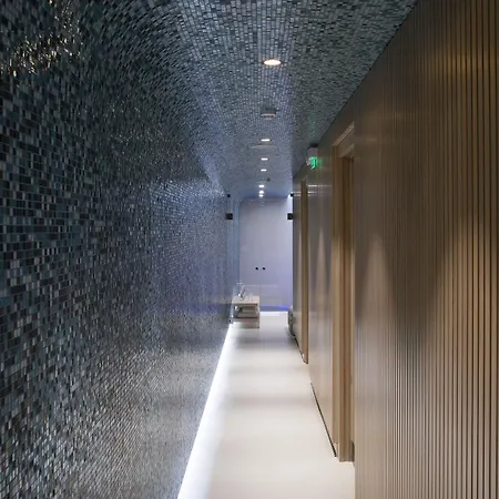 Maison Breguet 5*