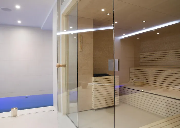 Maison Breguet Hotel 5*