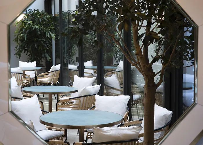 Maison Breguet Hotel 5*