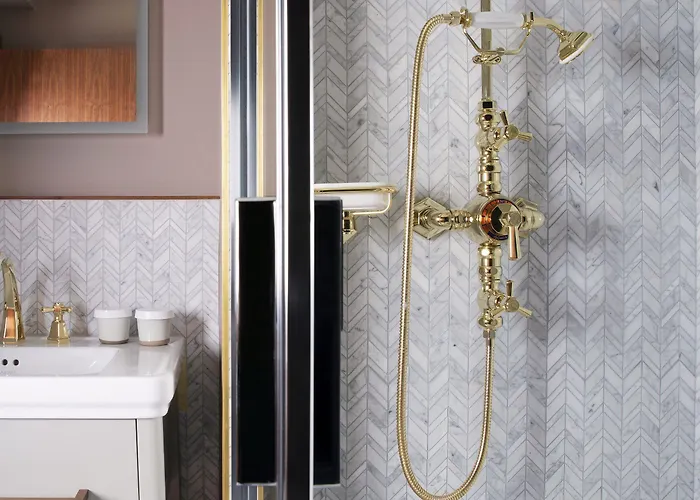 Maison Breguet Hotel