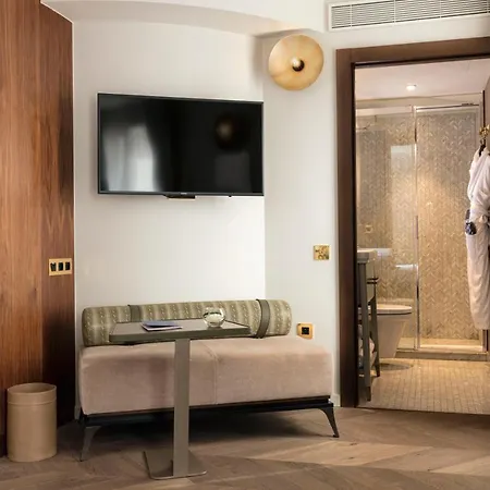 Maison Breguet Hotel 5*